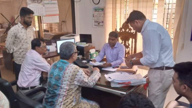 উপজেলা পরিষদ নির্বাচন : কলাপাড়ায় চতুর্থ ধাপে ১০ জনের মনোনয়নপত্র দাখিল 